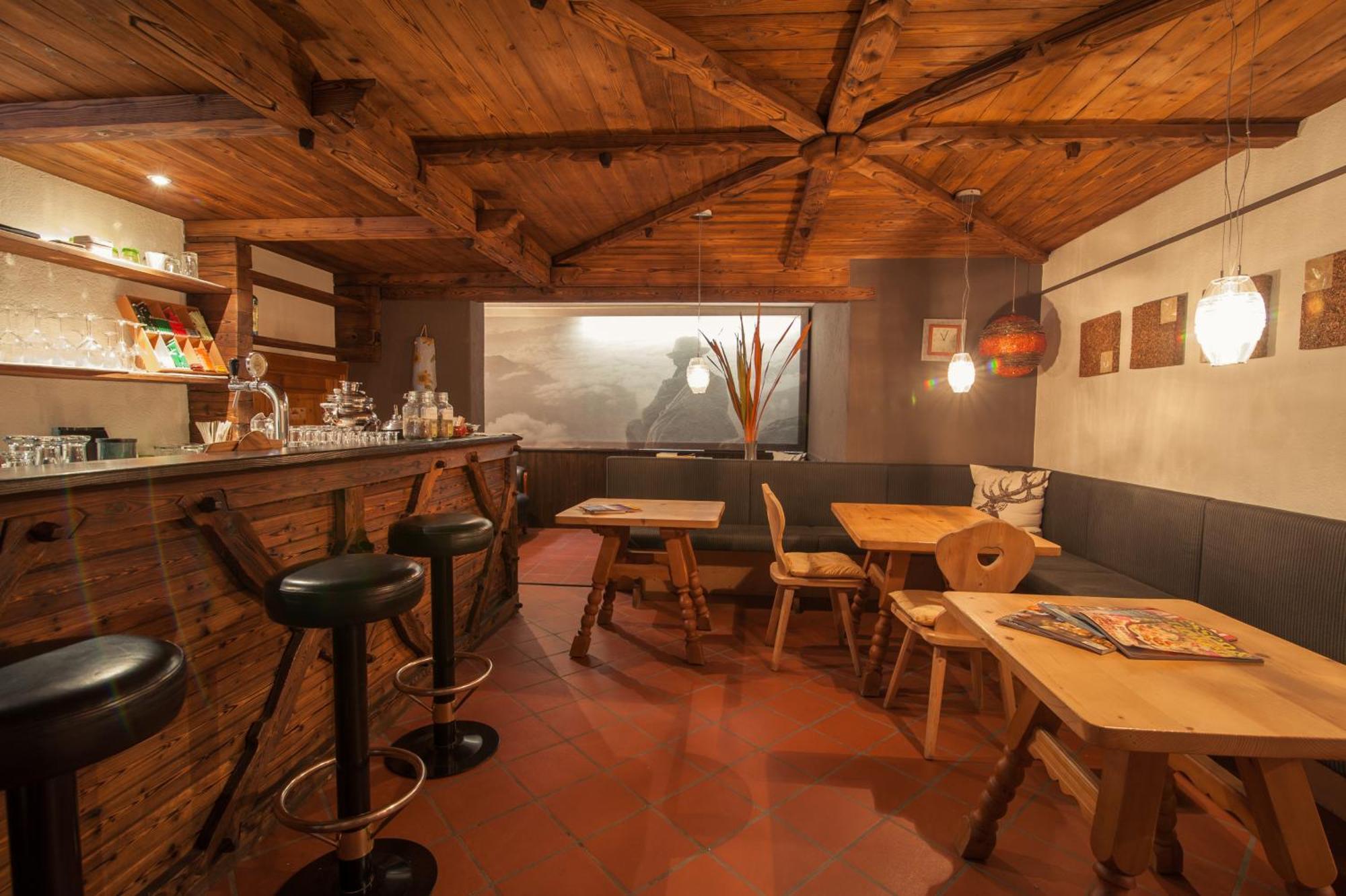 Eggentaler Hotel Cardano Ngoại thất bức ảnh