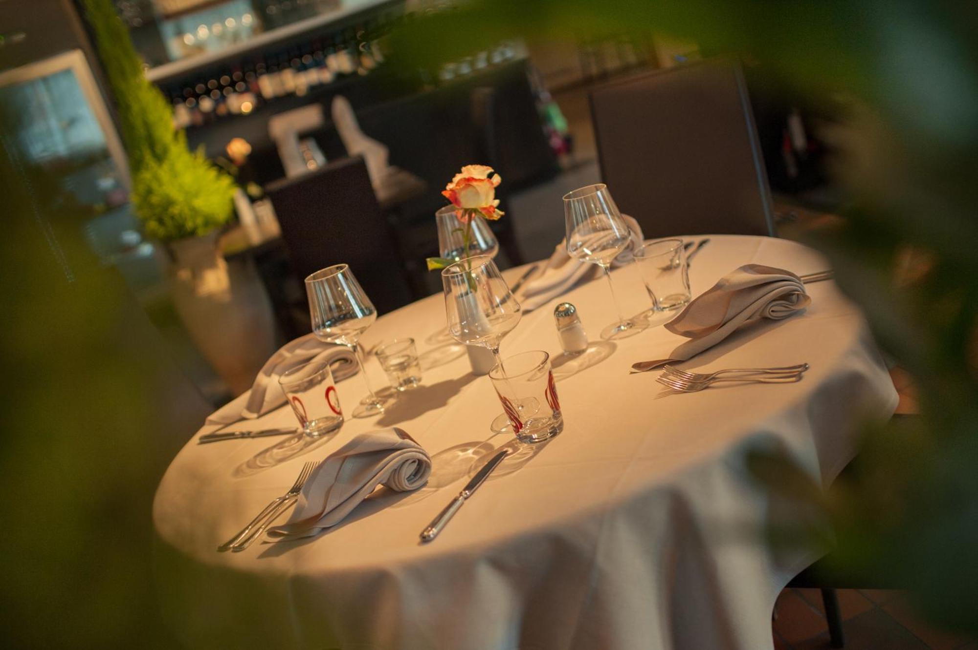 Eggentaler Hotel Cardano Ngoại thất bức ảnh